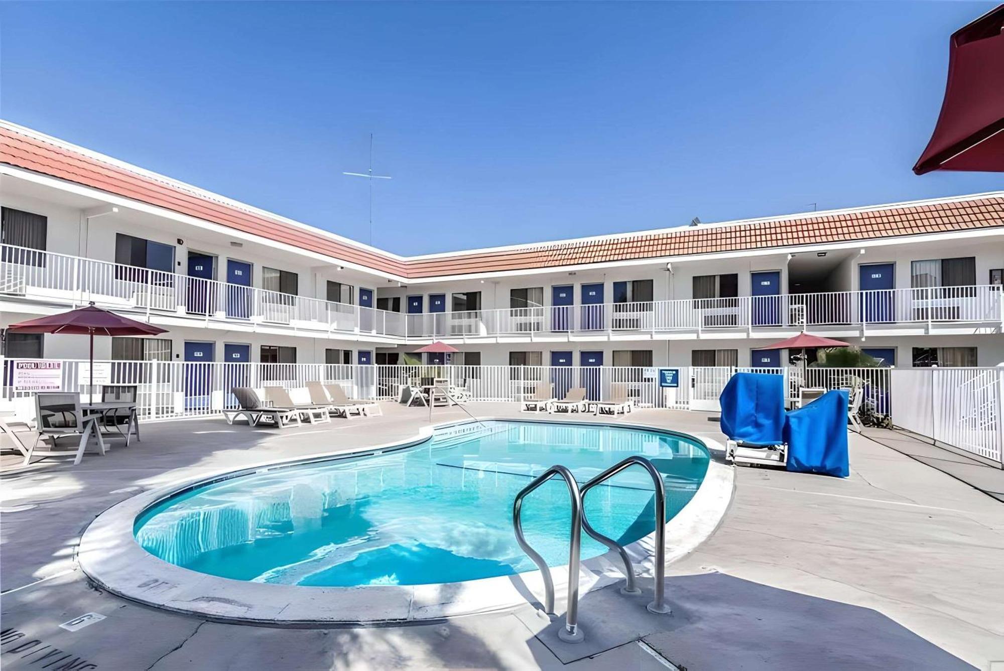 Park Inn By Radisson, Modesto Eksteriør billede